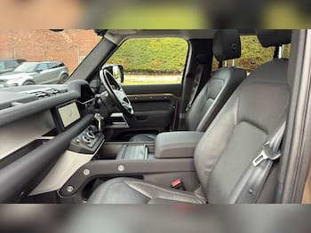 Used Land Rover Defender 2022 for sale - 79710634: Photo