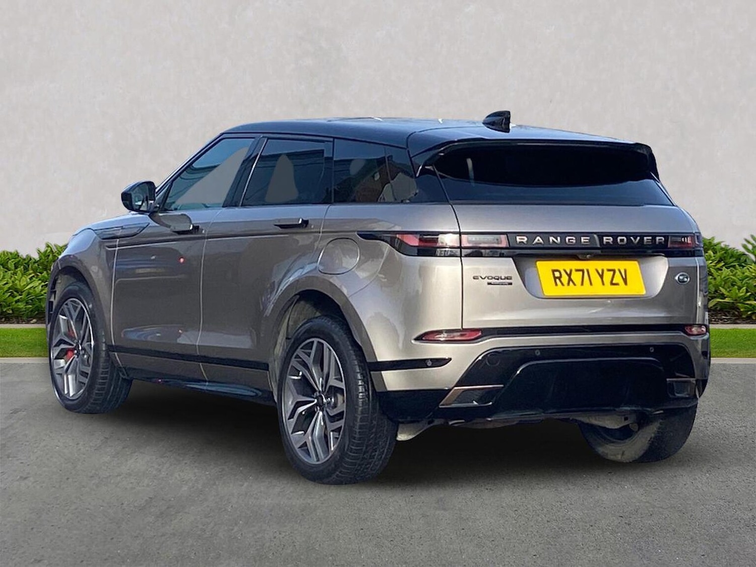 Used Land Rover Range Rover Evoque 2021 for sale - 77775201: Photo 2