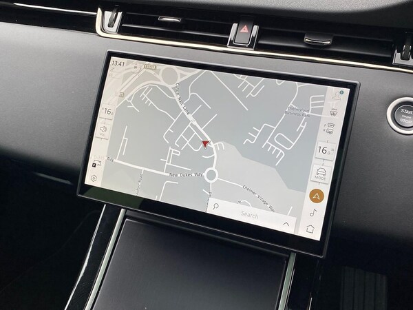 Used Land Rover Range Rover Evoque 2025 for sale - 76114312: Photo 11