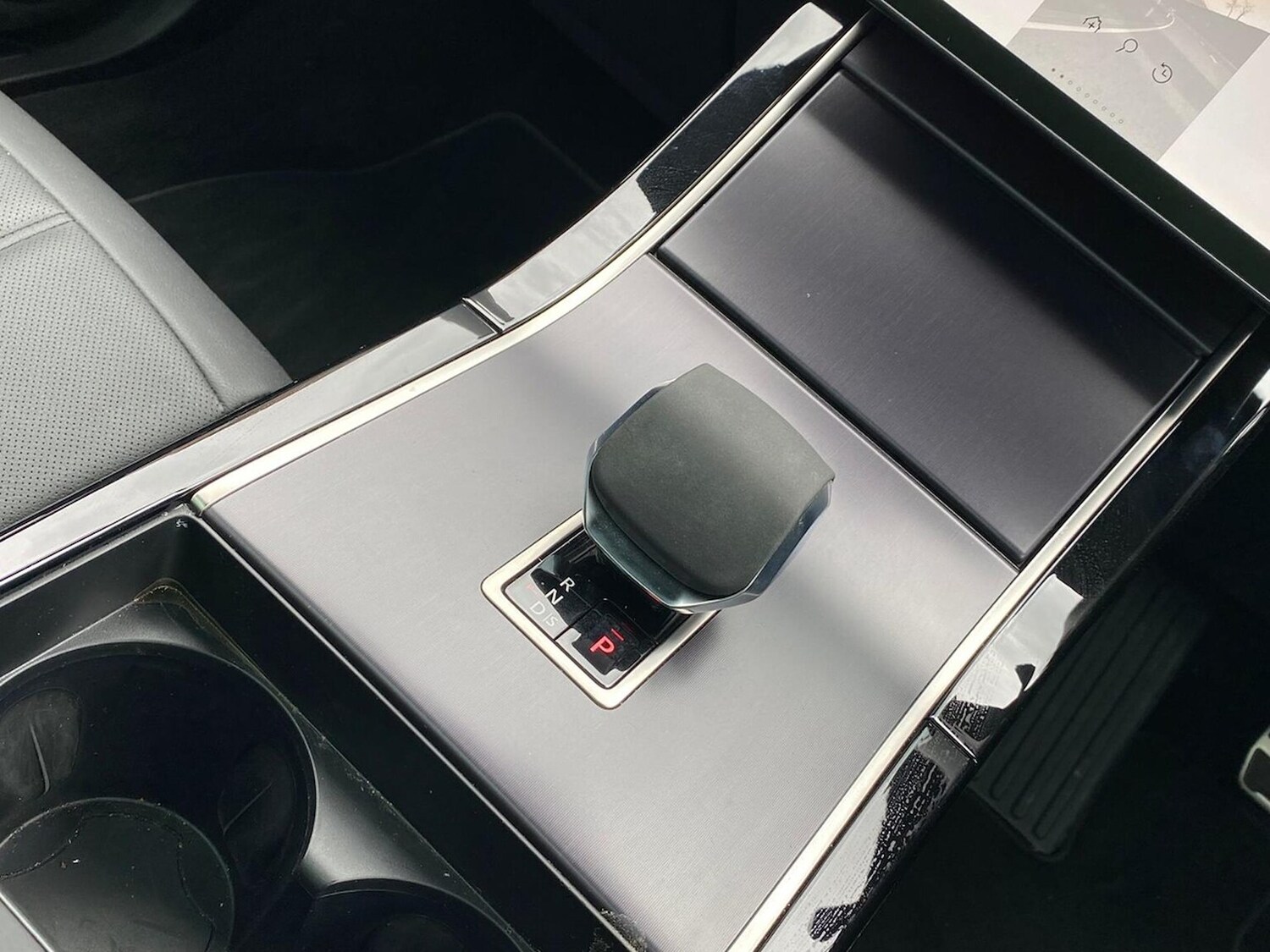 Used Land Rover Range Rover Evoque 2025 for sale - 76114312: Photo 13