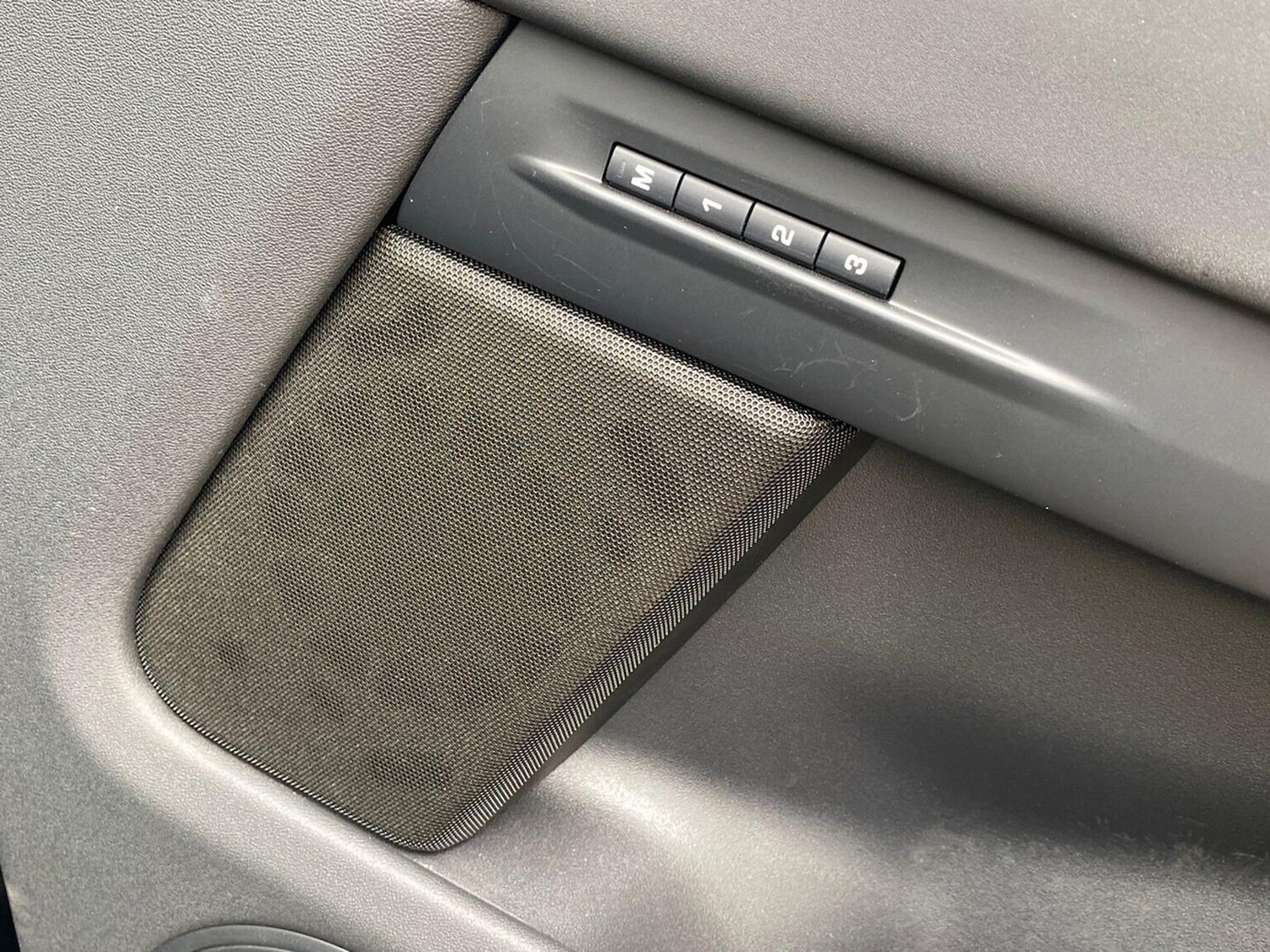 Used Land Rover Range Rover Evoque 2025 for sale - 76114312: Photo 24