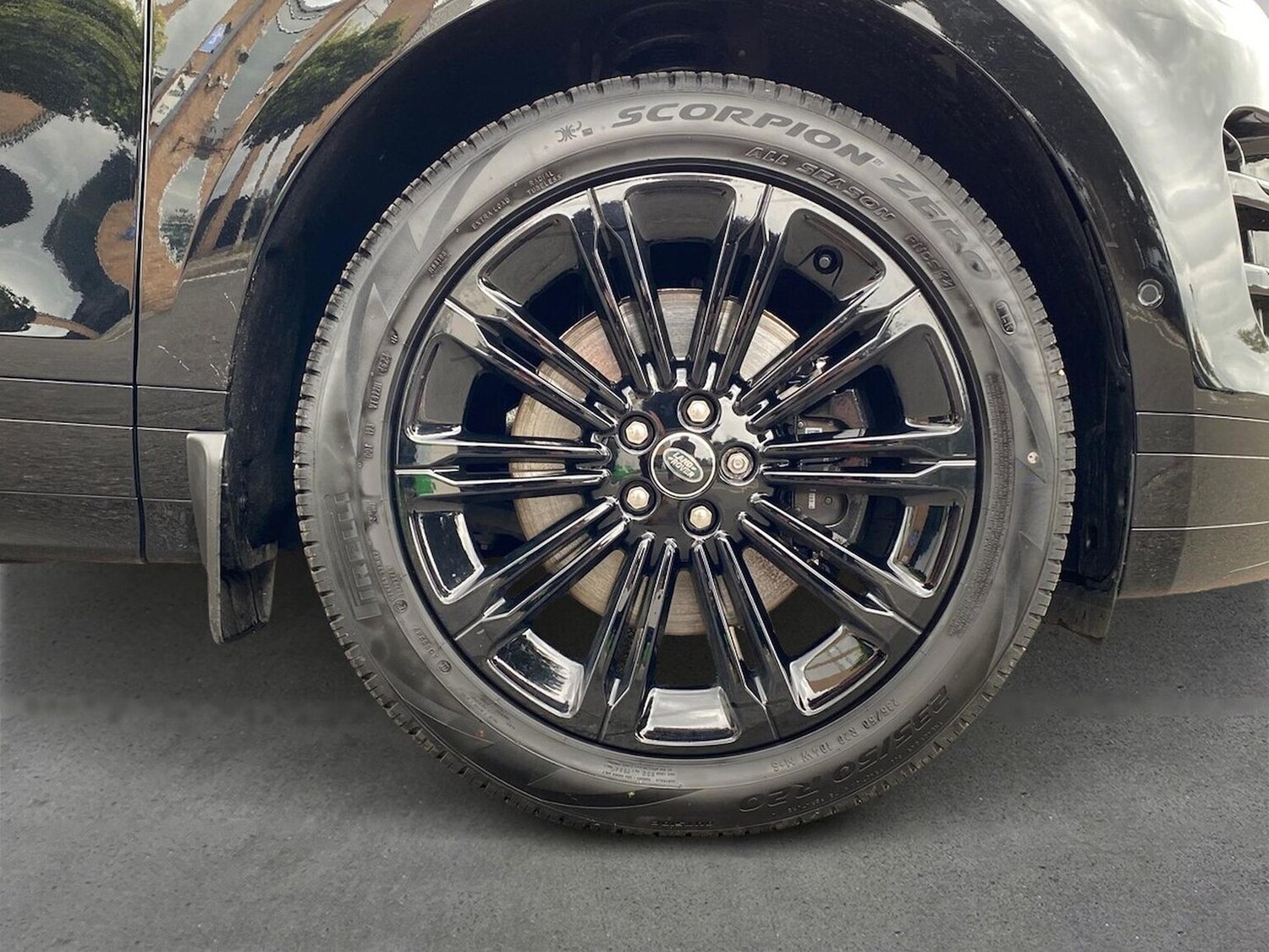 Used Land Rover Range Rover Evoque 2025 for sale - 76114312: Photo 8