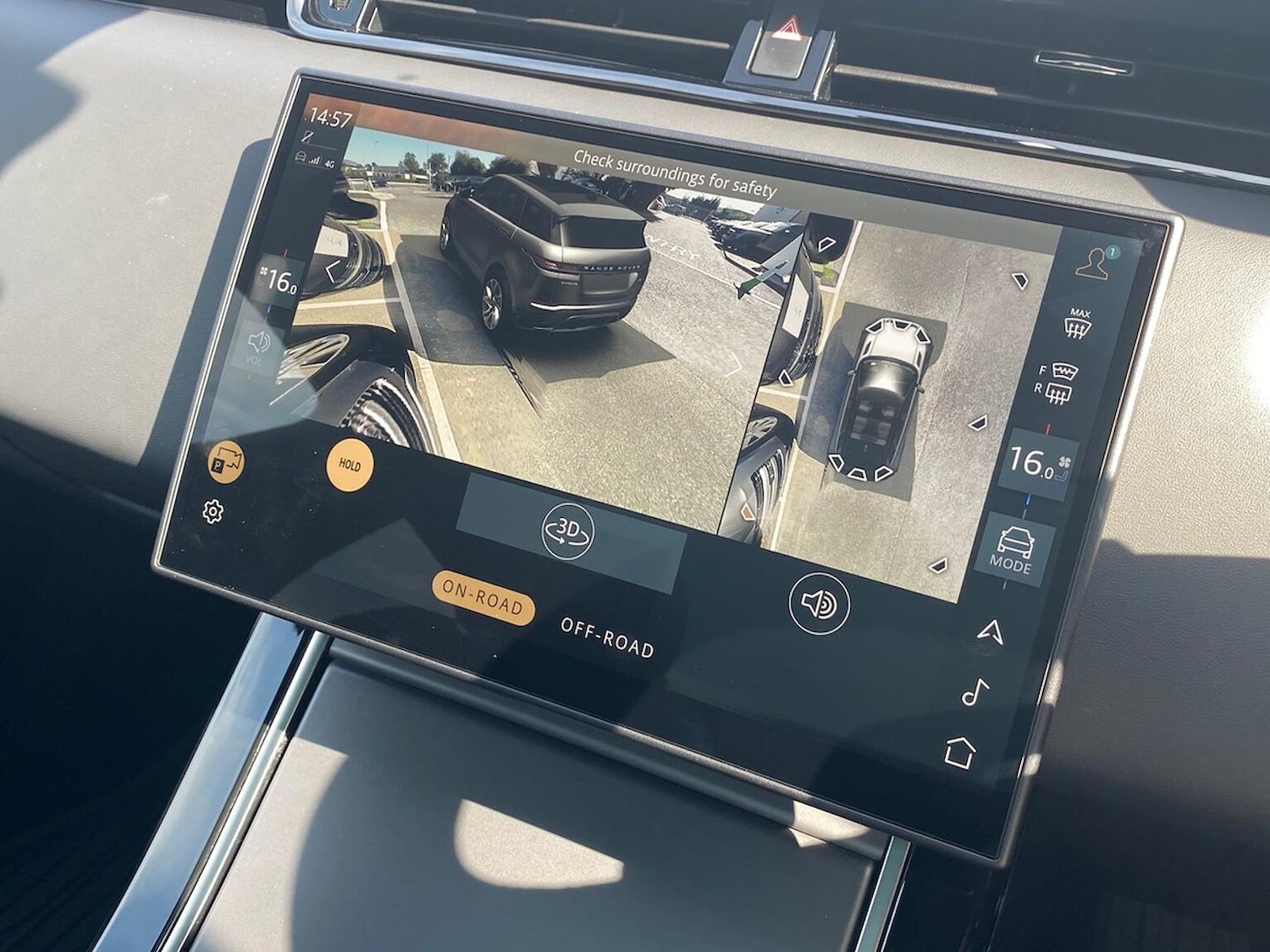 Used Land Rover Range Rover Evoque 2025 for sale - 76543037: Photo 12