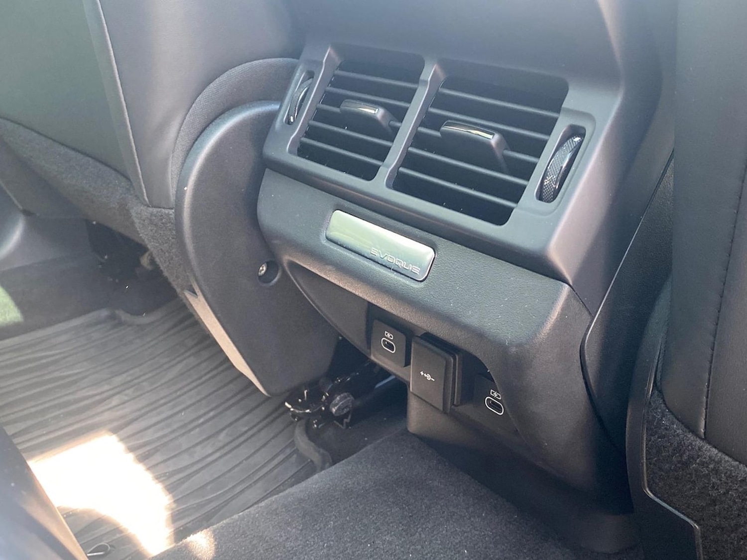 Used Land Rover Range Rover Evoque 2025 for sale - 76543037: Photo 18