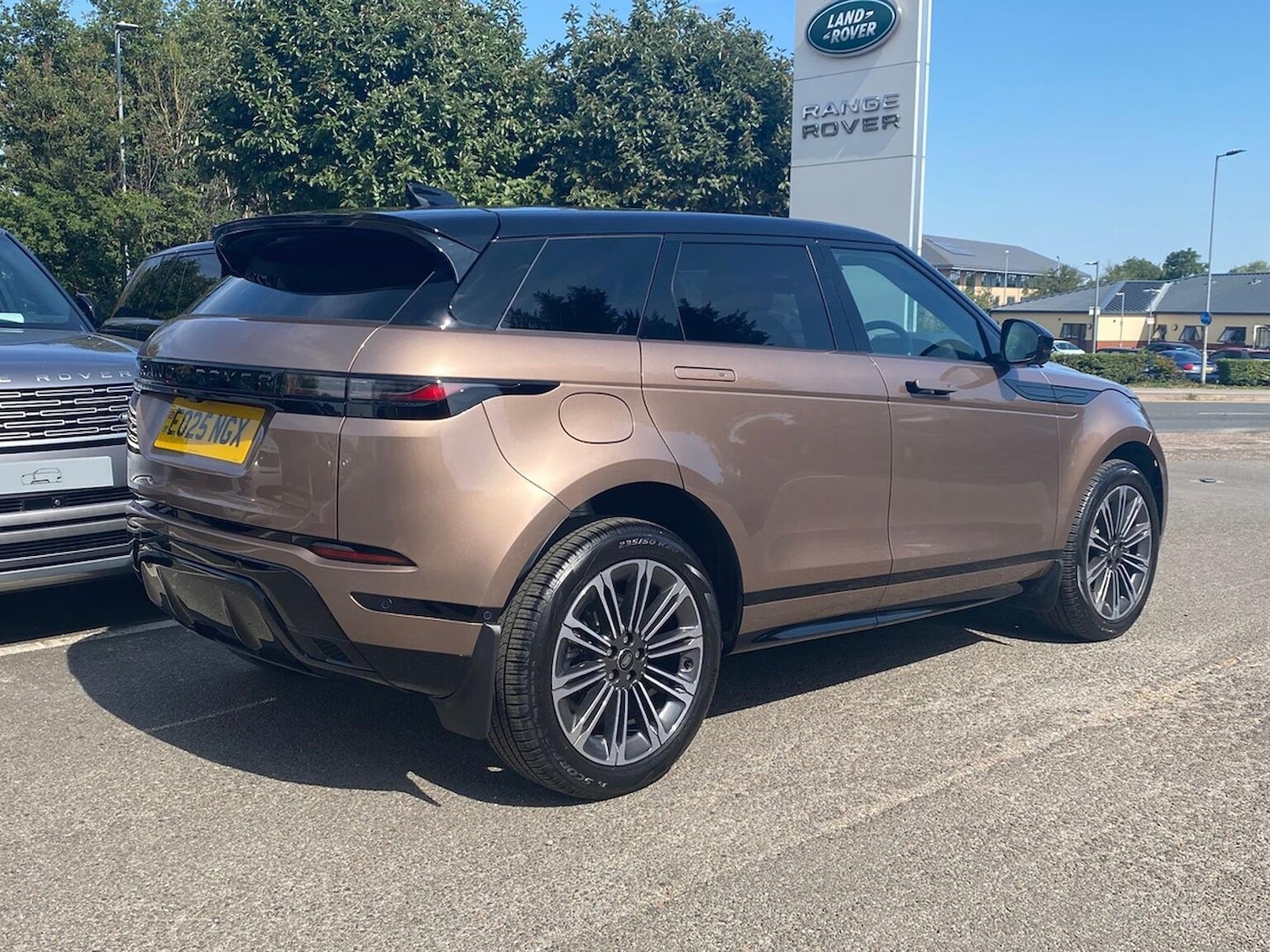 Used Land Rover Range Rover Evoque 2025 for sale - 76543037: Photo 27