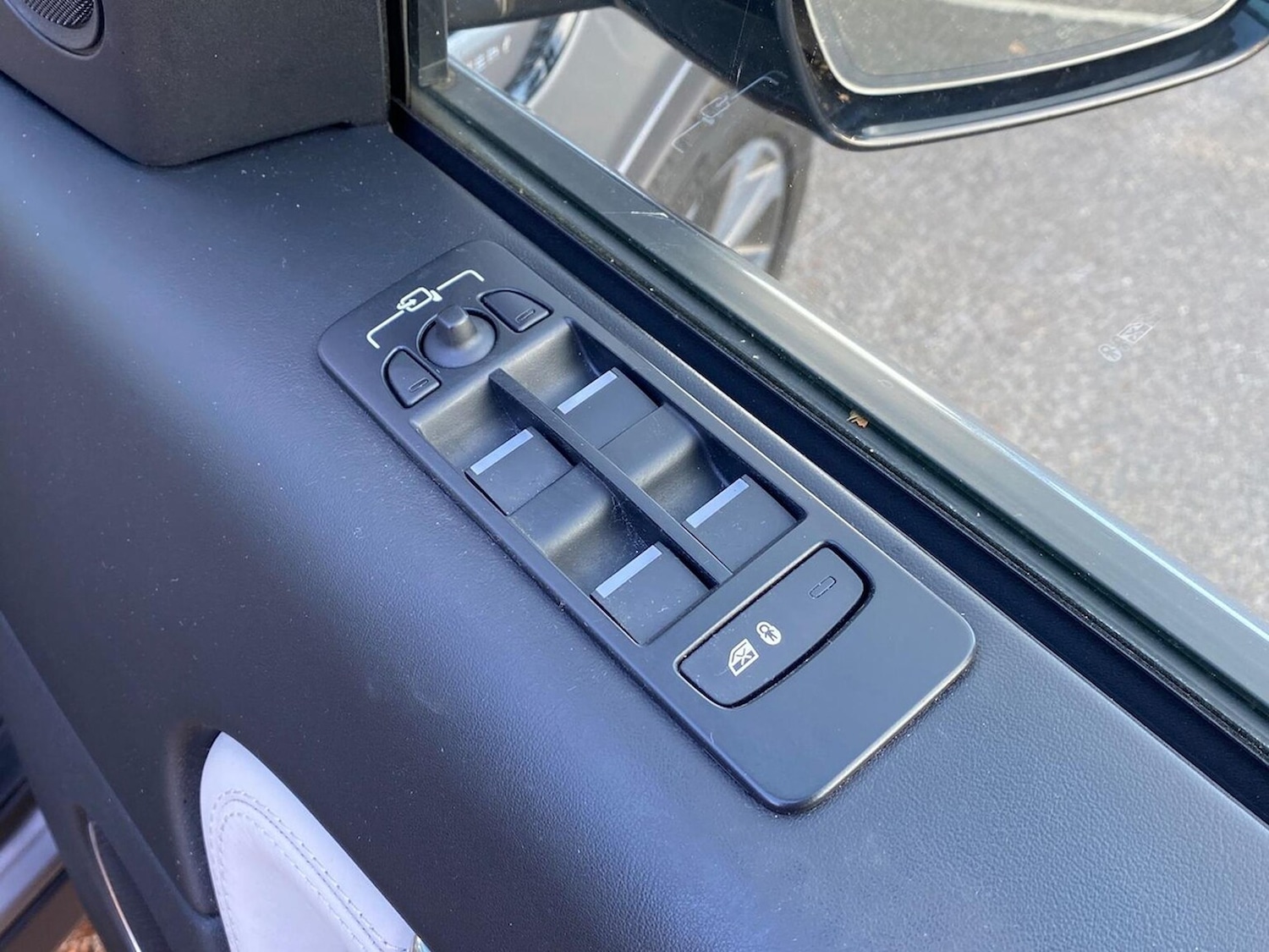 Used Land Rover Discovery Sport 2022 for sale - 76555465: Photo 25