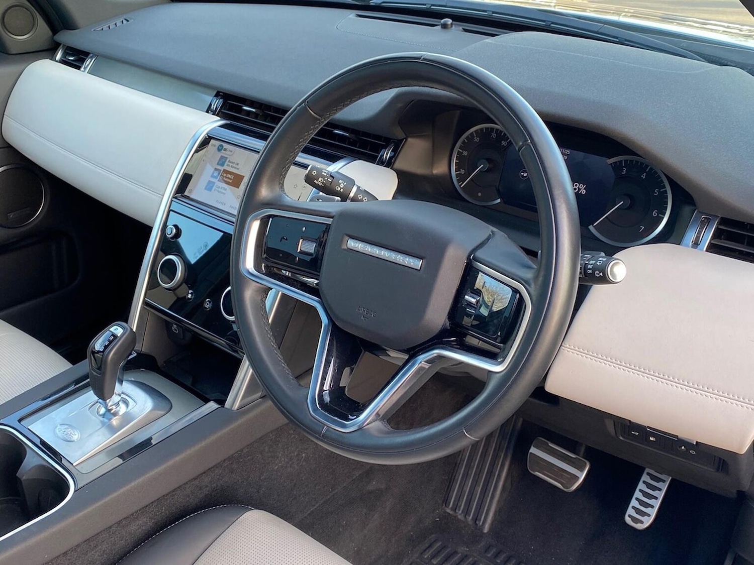 Used Land Rover Discovery Sport 2022 for sale - 76555465: Photo 35