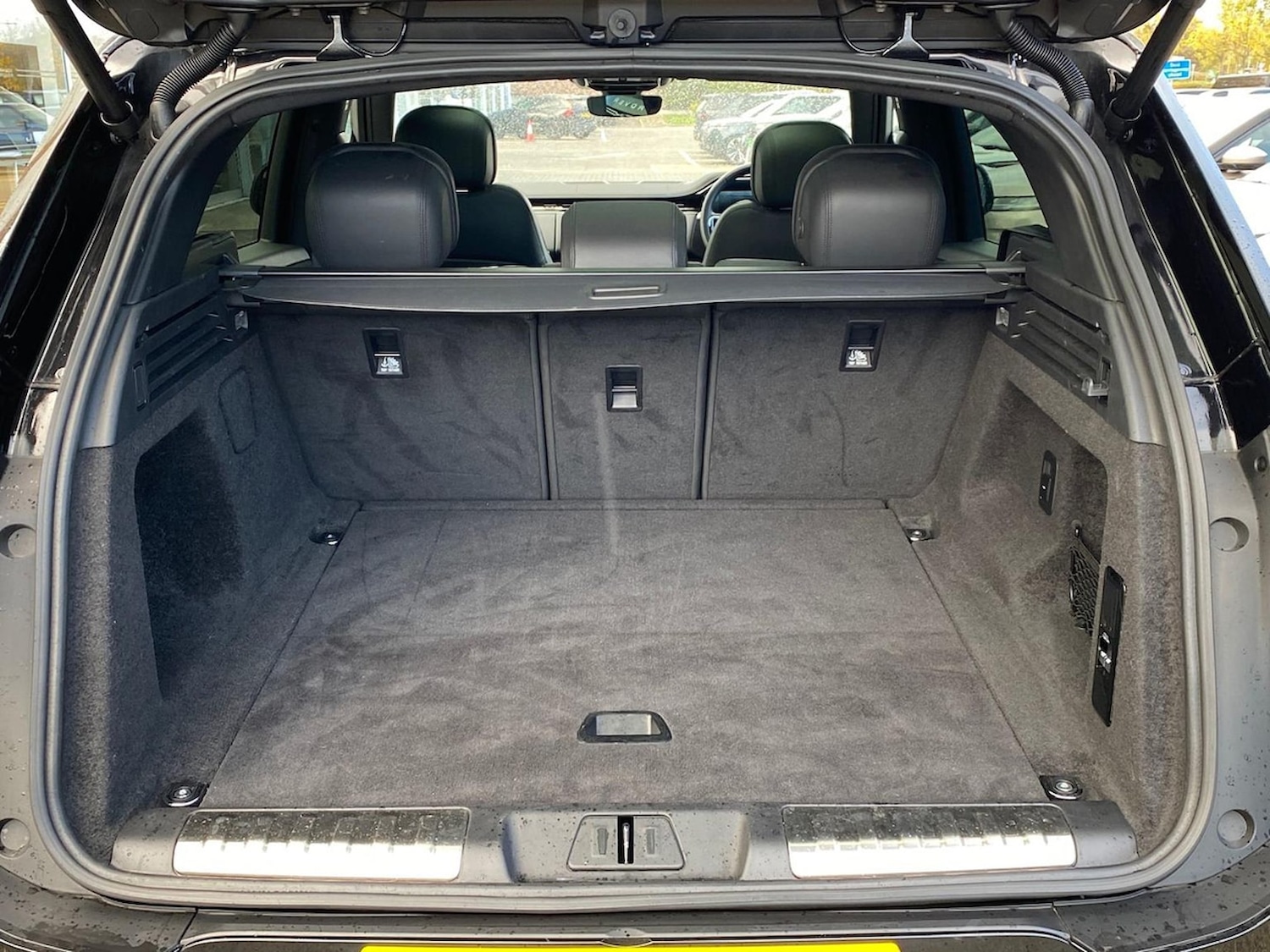 Used Land Rover Range Rover Sport 2024 for sale - 76570952: Photo 10