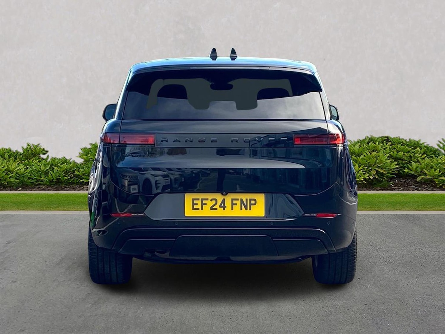 Used Land Rover Range Rover Sport 2024 for sale - 76570952: Photo 6