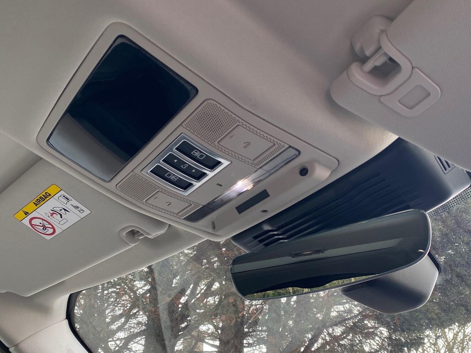 Used Land Rover Discovery 2025 for sale - 78193640: Photo 25