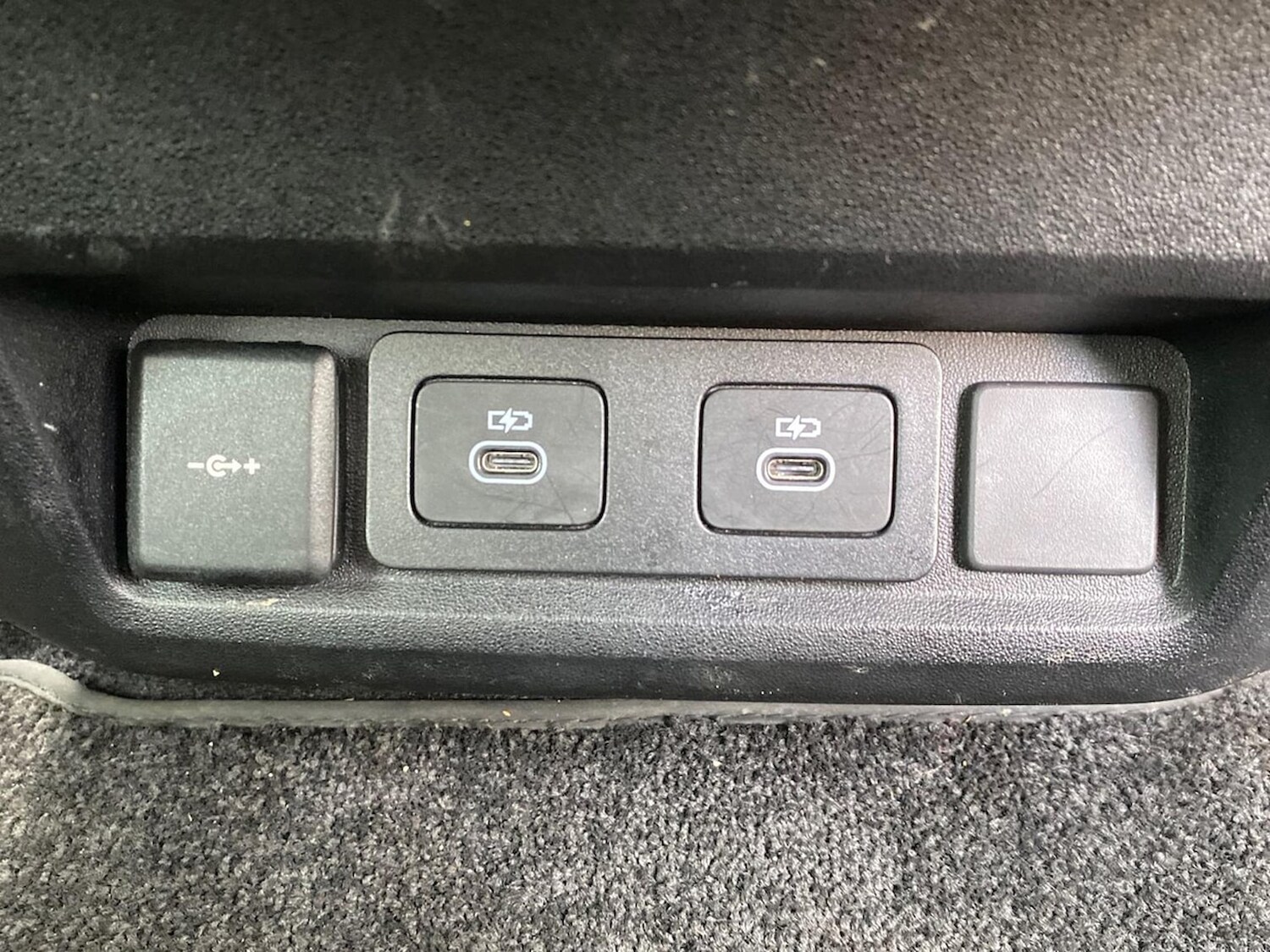 Used Land Rover Discovery 2025 for sale - 78193640: Photo 48