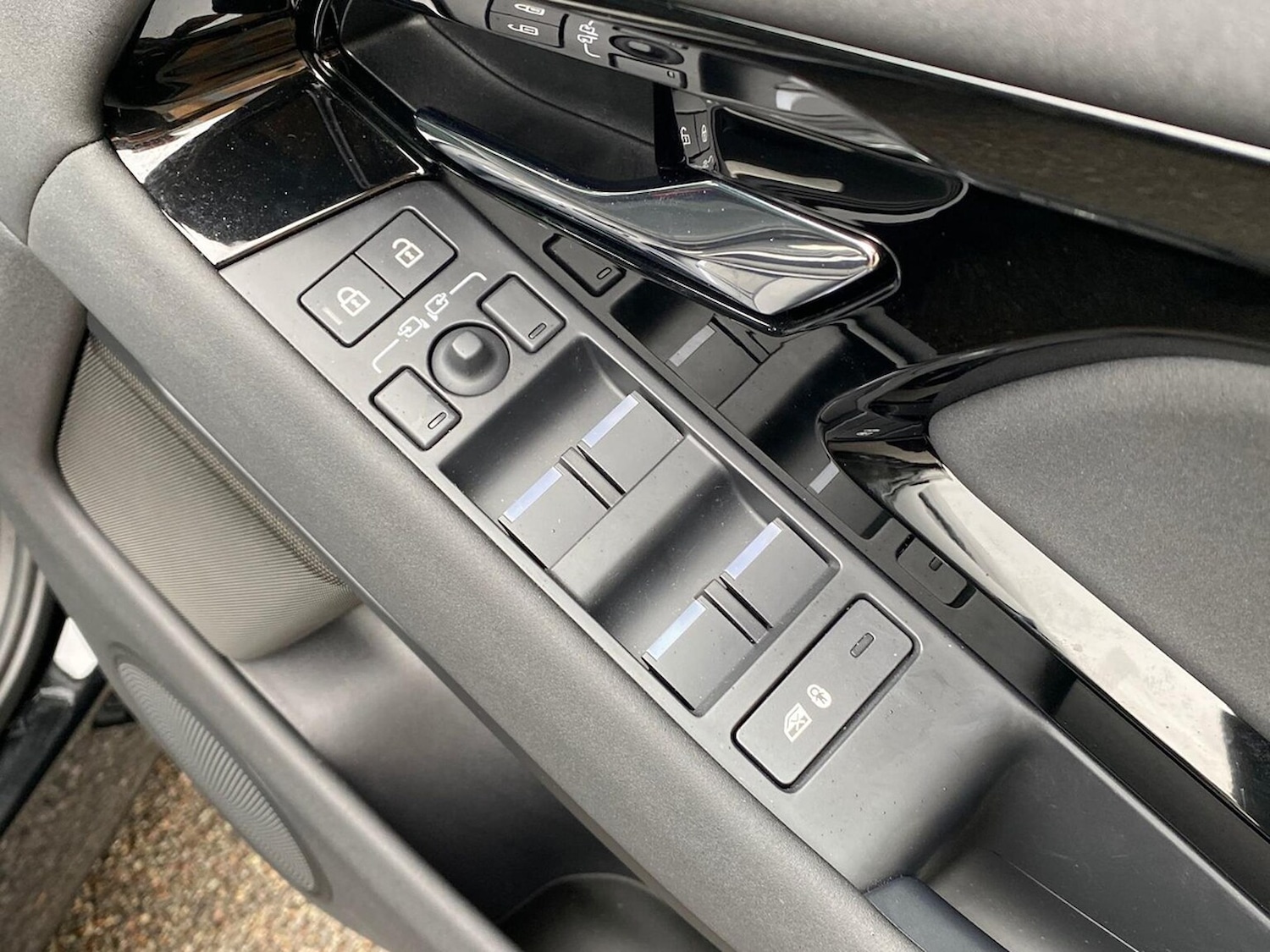 Used Land Rover Range Rover Evoque 2025 for sale - 77487973: Photo 25