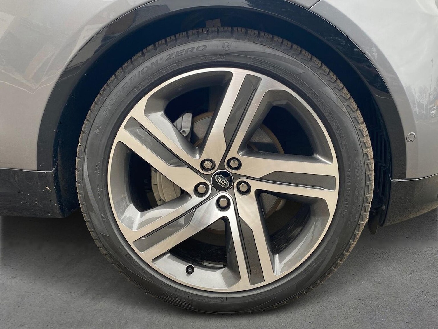 Used Land Rover Discovery 2024 for sale - 78144525: Photo 10