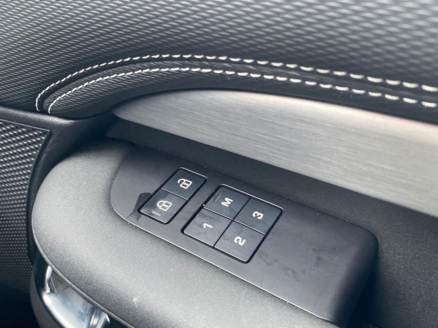 Used Land Rover Discovery 2024 for sale - 78144525: Photo 27