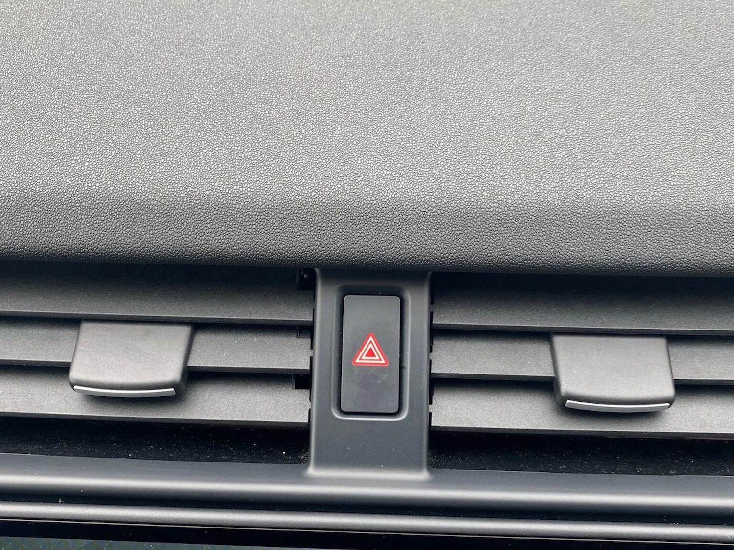 Used Land Rover Discovery 2024 for sale - 78144525: Photo 36