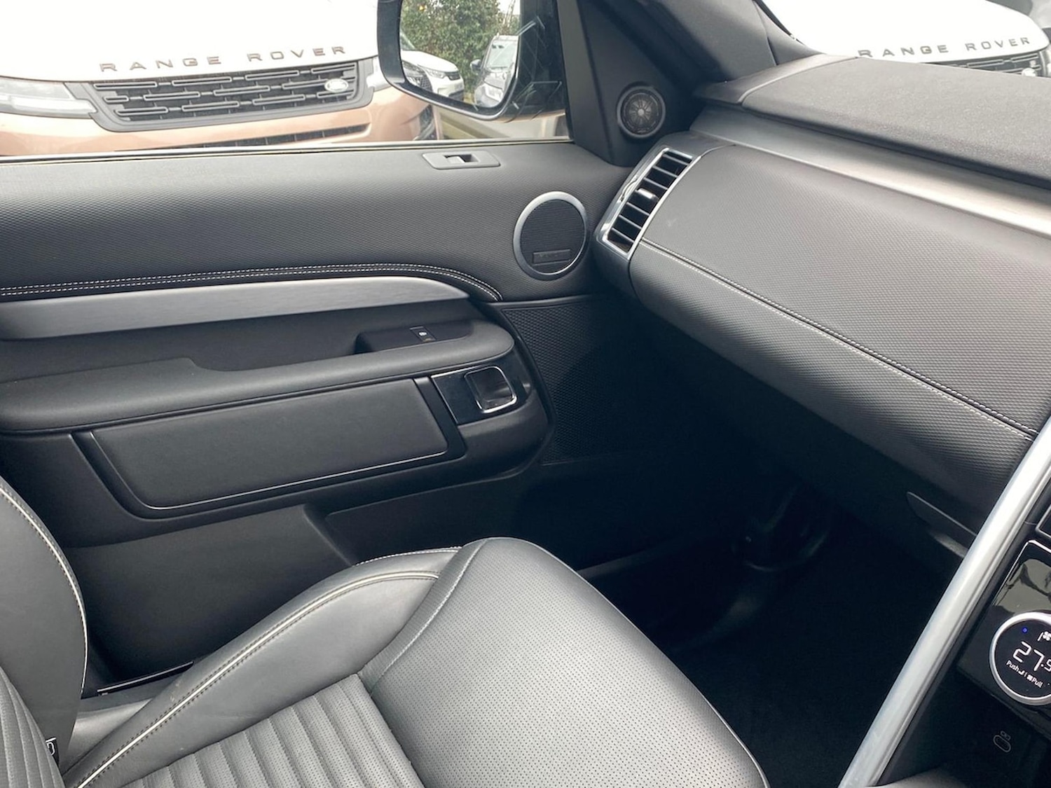 Used Land Rover Discovery 2024 for sale - 78144525: Photo 38