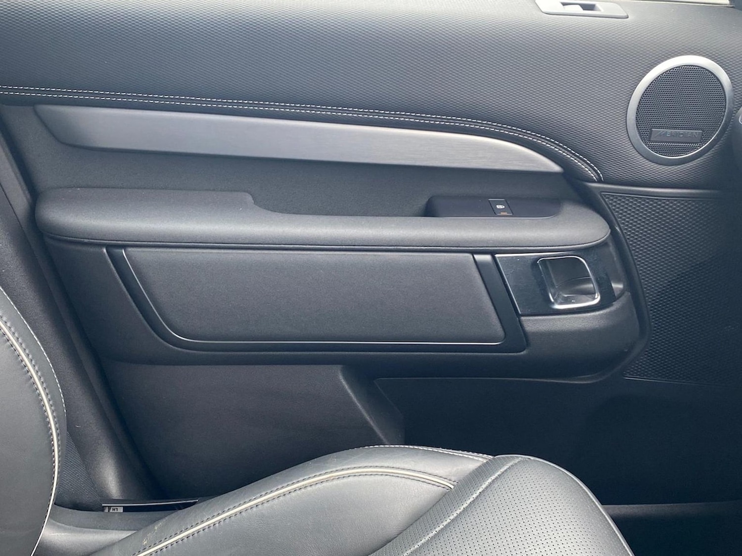 Used Land Rover Discovery 2024 for sale - 78144525: Photo 39