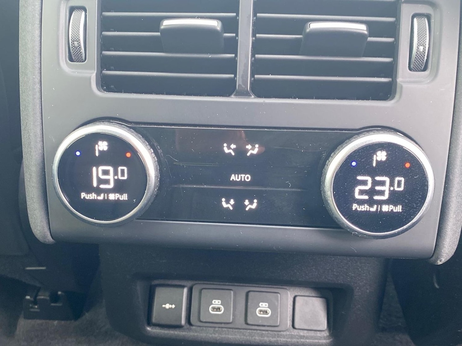 Used Land Rover Discovery 2024 for sale - 78144525: Photo 41