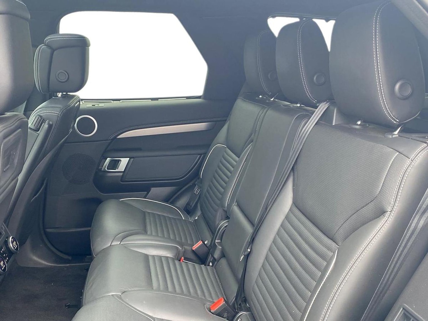 Used Land Rover Discovery 2024 for sale - 78144525: Photo 6