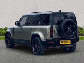 Used Land Rover Defender 2023 for sale - 78310452: Photo