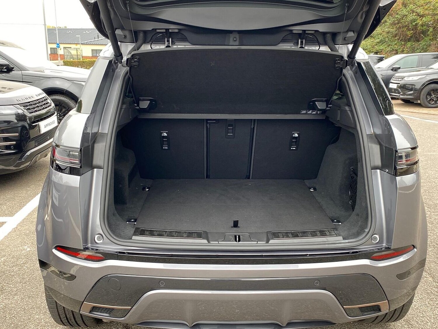 Used Land Rover Range Rover Evoque 2025 for sale - 77487995: Photo 10