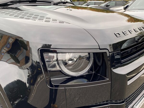 Used Land Rover Defender 2024 for sale - 76243191: Photo 17