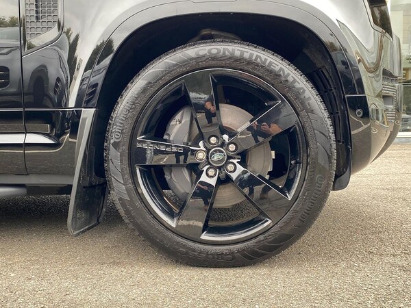 Used Land Rover Defender 2024 for sale - 76243191: Photo 8