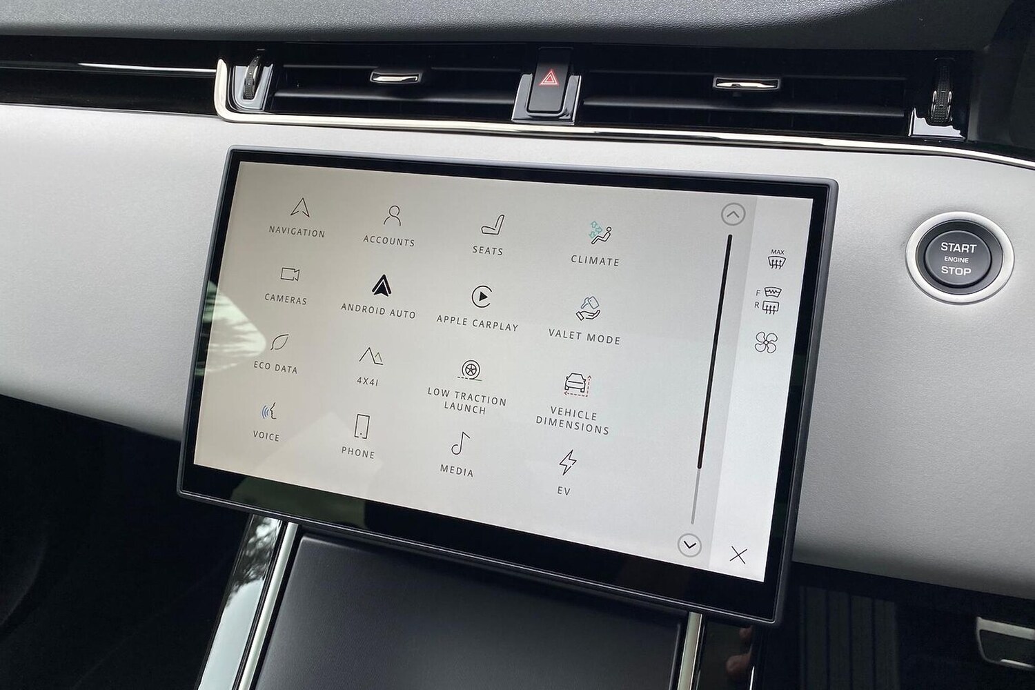 Used Land Rover Range Rover Evoque 2025 for sale - 77487912: Photo 12