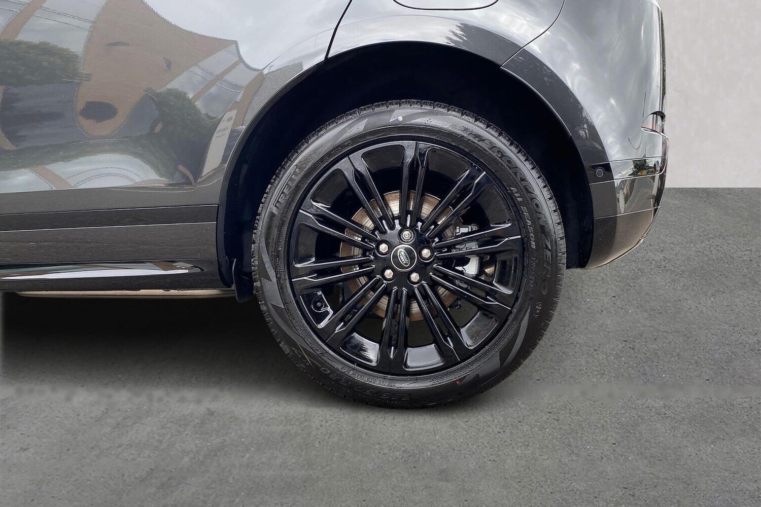 Used Land Rover Range Rover Evoque 2025 for sale - 77487912: Photo 6