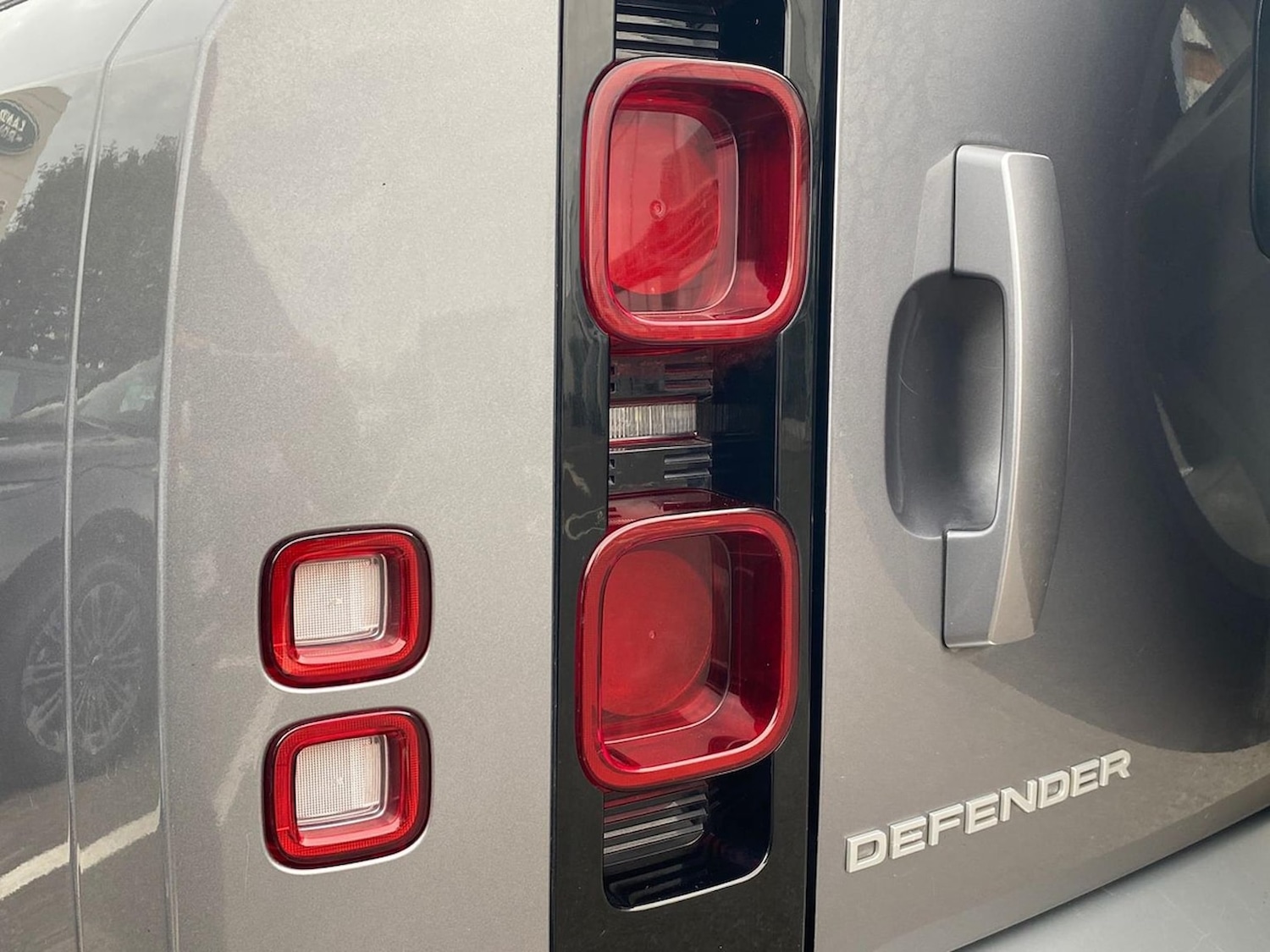 Used Land Rover Defender 2022 for sale - 76963577: Photo 19