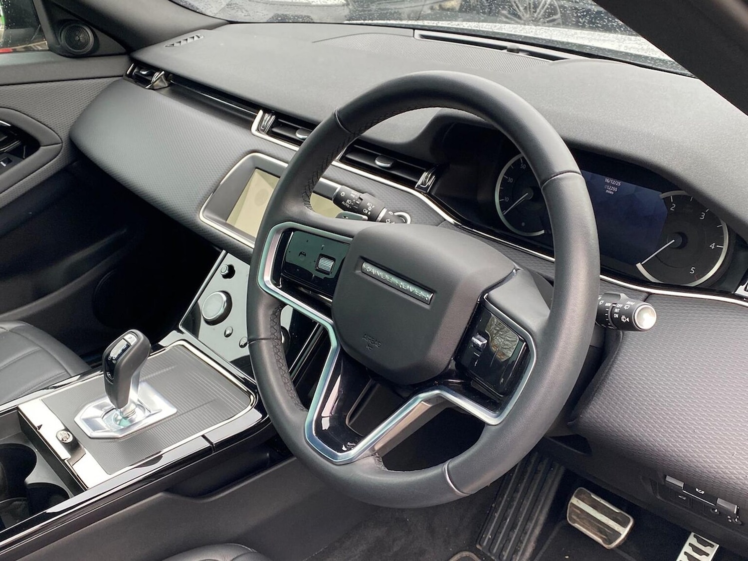 Used Land Rover Range Rover Evoque 2023 for sale - 76963572: Photo 35