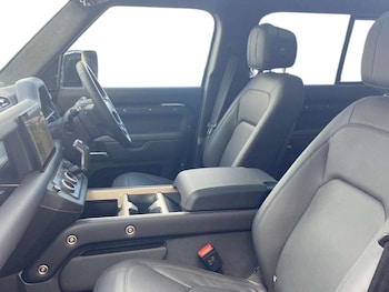 Used Land Rover Defender 2025 for sale - 78310647: Photo