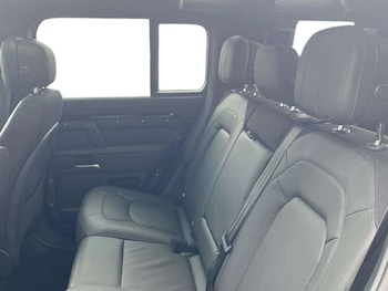 Used Land Rover Defender 2025 for sale - 78310647: Photo