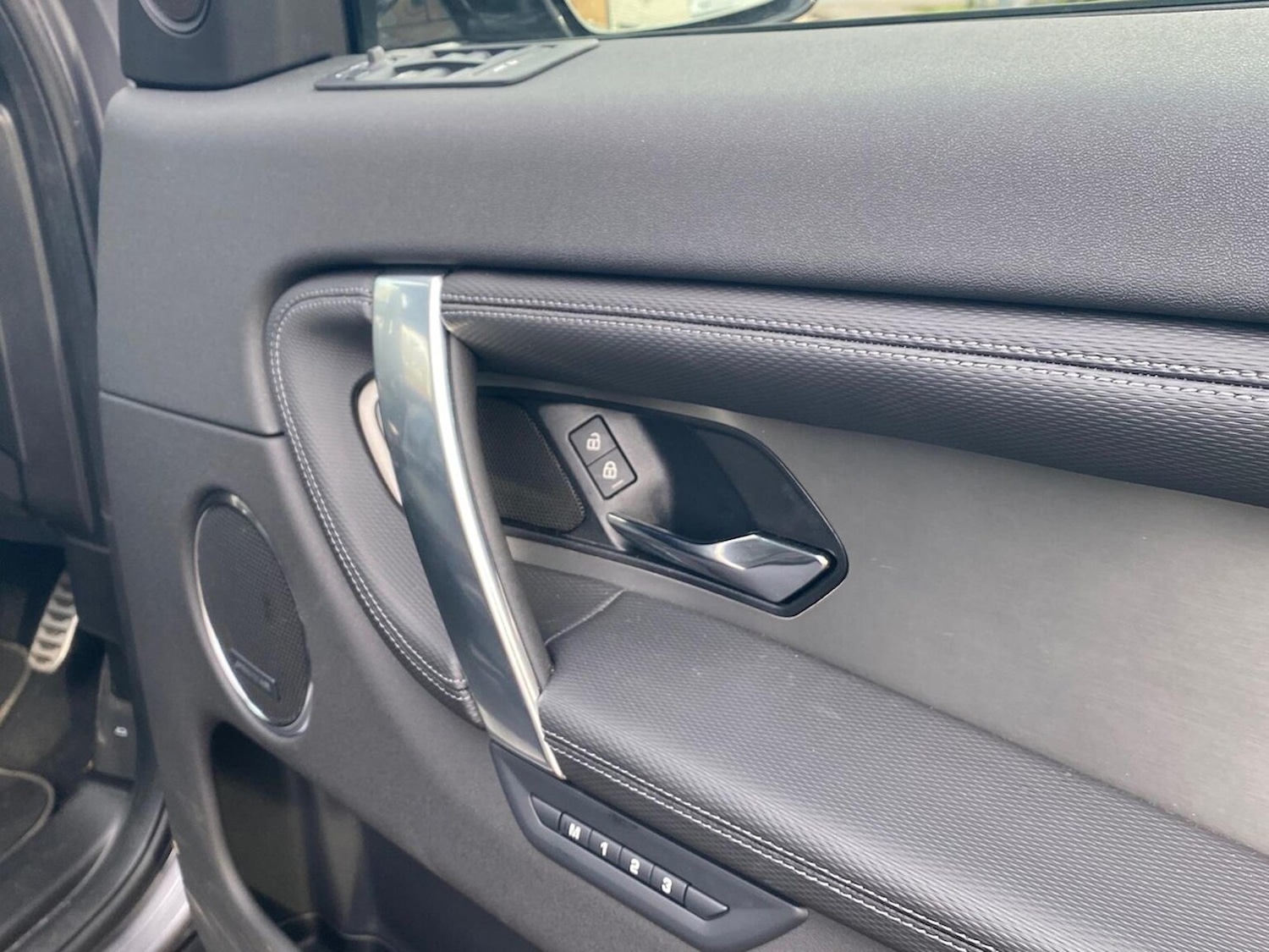 Used Land Rover Discovery Sport 2025 for sale - 78210212: Photo 27