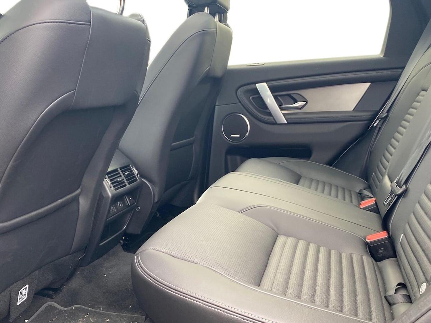 Used Land Rover Discovery Sport 2025 for sale - 78210212: Photo 6