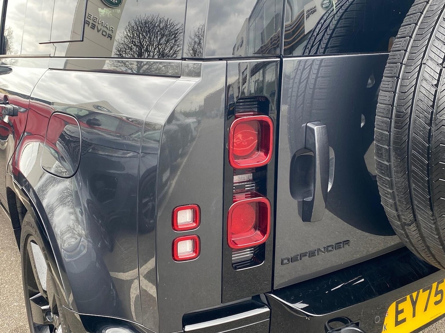 Used Land Rover Defender 2025 for sale - 78213695: Photo 21