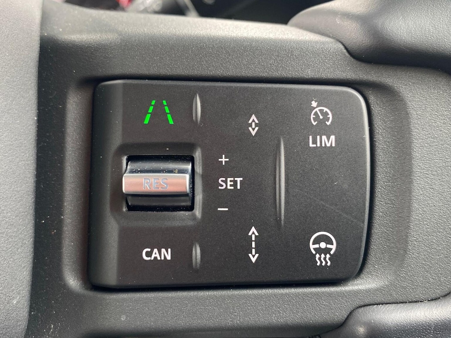 Used Land Rover Defender 2025 for sale - 78213695: Photo 32