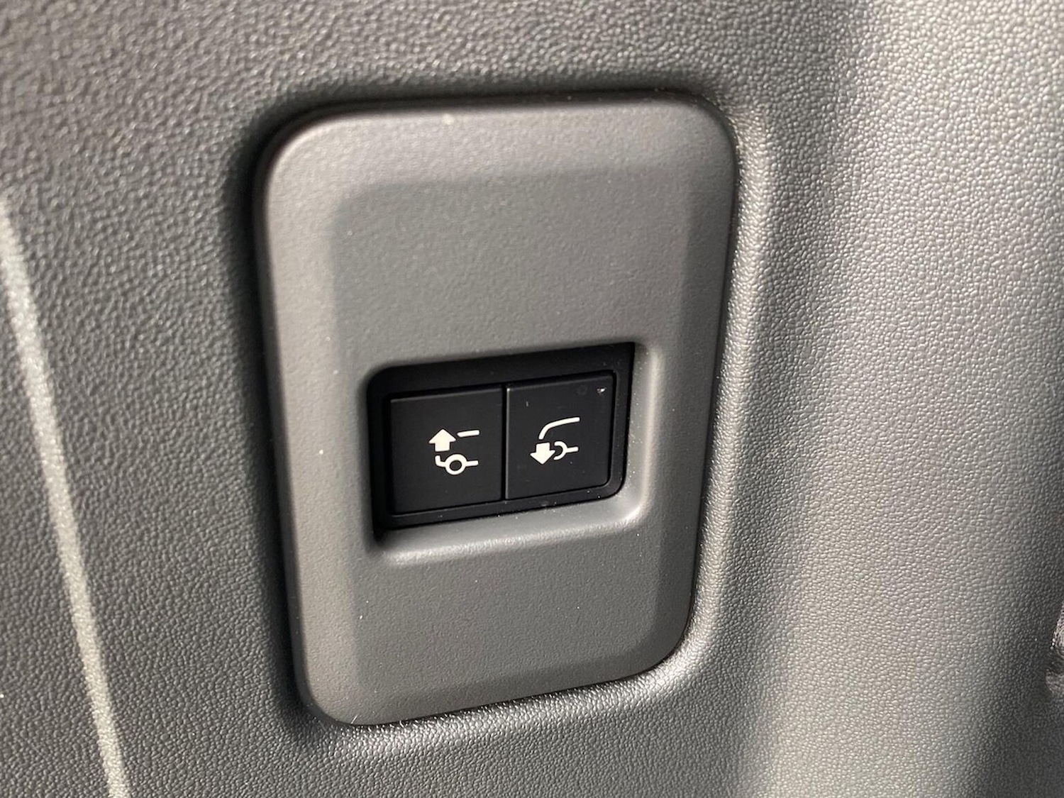 Used Land Rover Defender 2025 for sale - 78213695: Photo 45