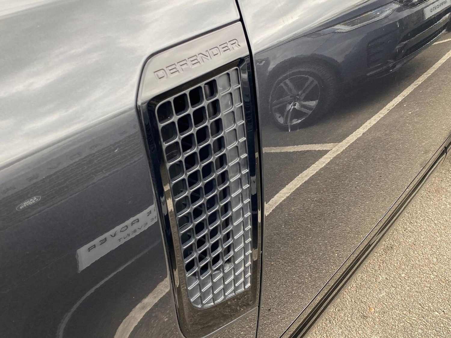 Used Land Rover Defender 2025 for sale - 78213695: Photo 48