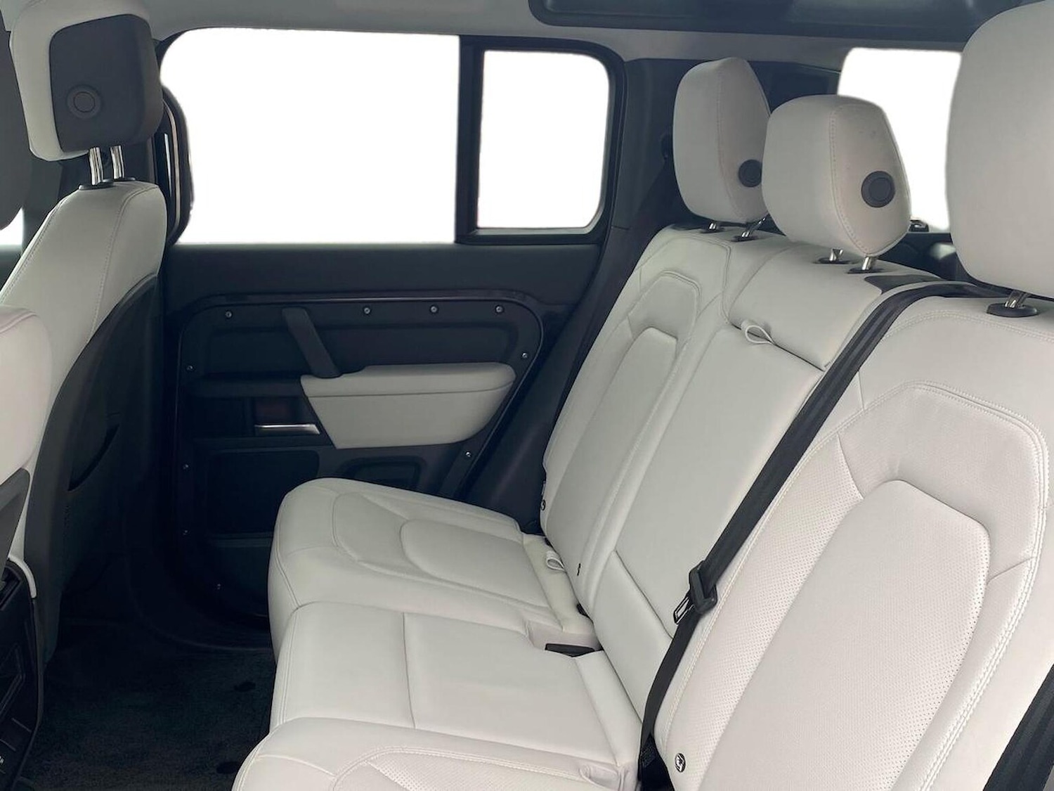 Used Land Rover Defender 2025 for sale - 78213695: Photo 6