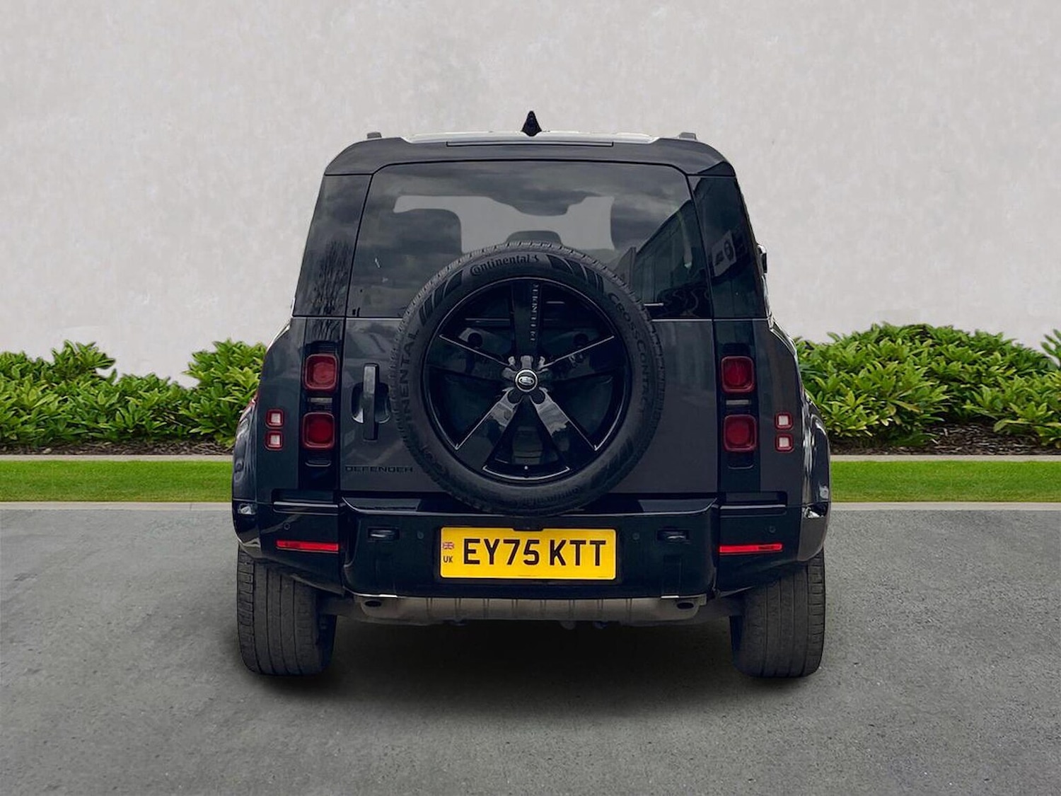 Used Land Rover Defender 2025 for sale - 78213695: Photo 8