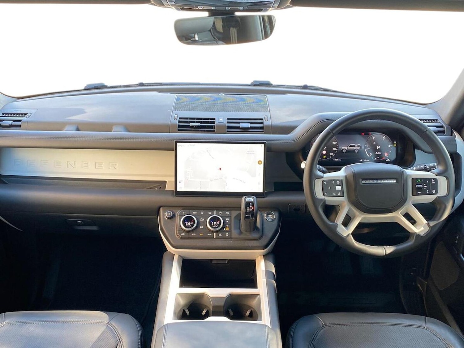 Used Land Rover Defender 2025 for sale - 78144527: Photo 11