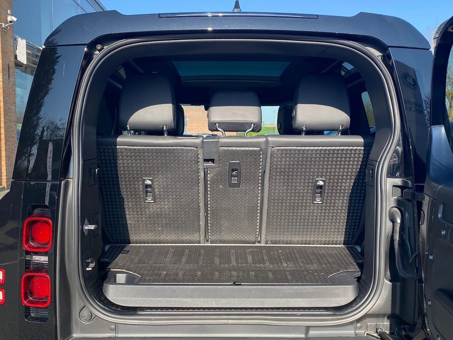 Used Land Rover Defender 2025 for sale - 78144527: Photo 12