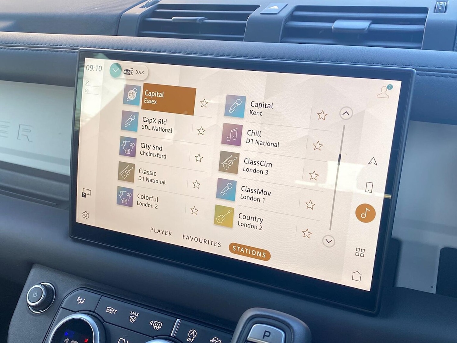 Used Land Rover Defender 2025 for sale - 78144527: Photo 46