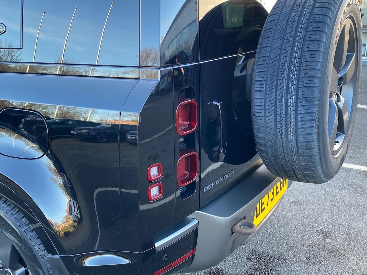 Used Land Rover Defender 2023 for sale - 76707521: Photo 19