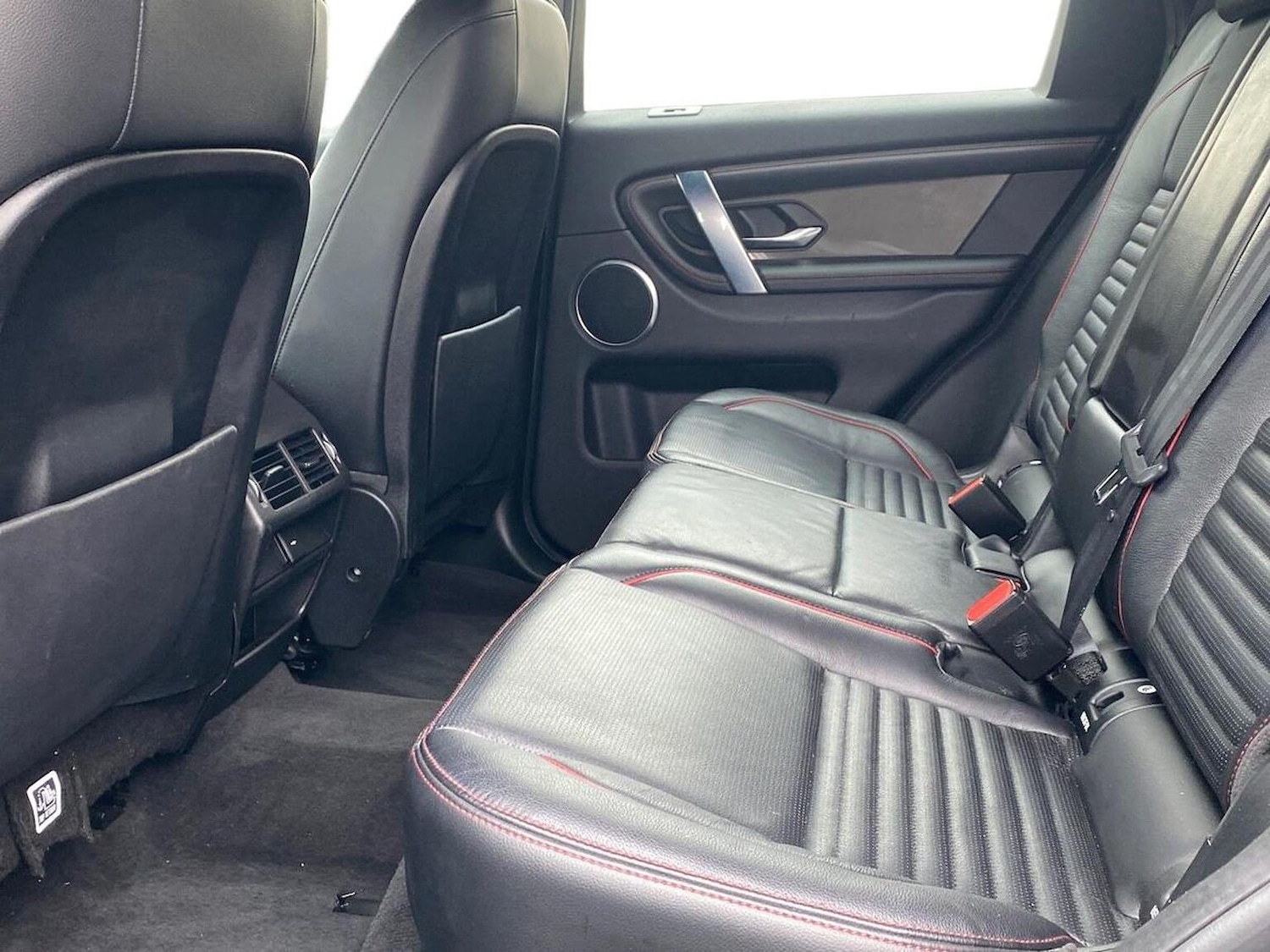 Used Land Rover Discovery Sport 2020 for sale - 76663805: Photo 4