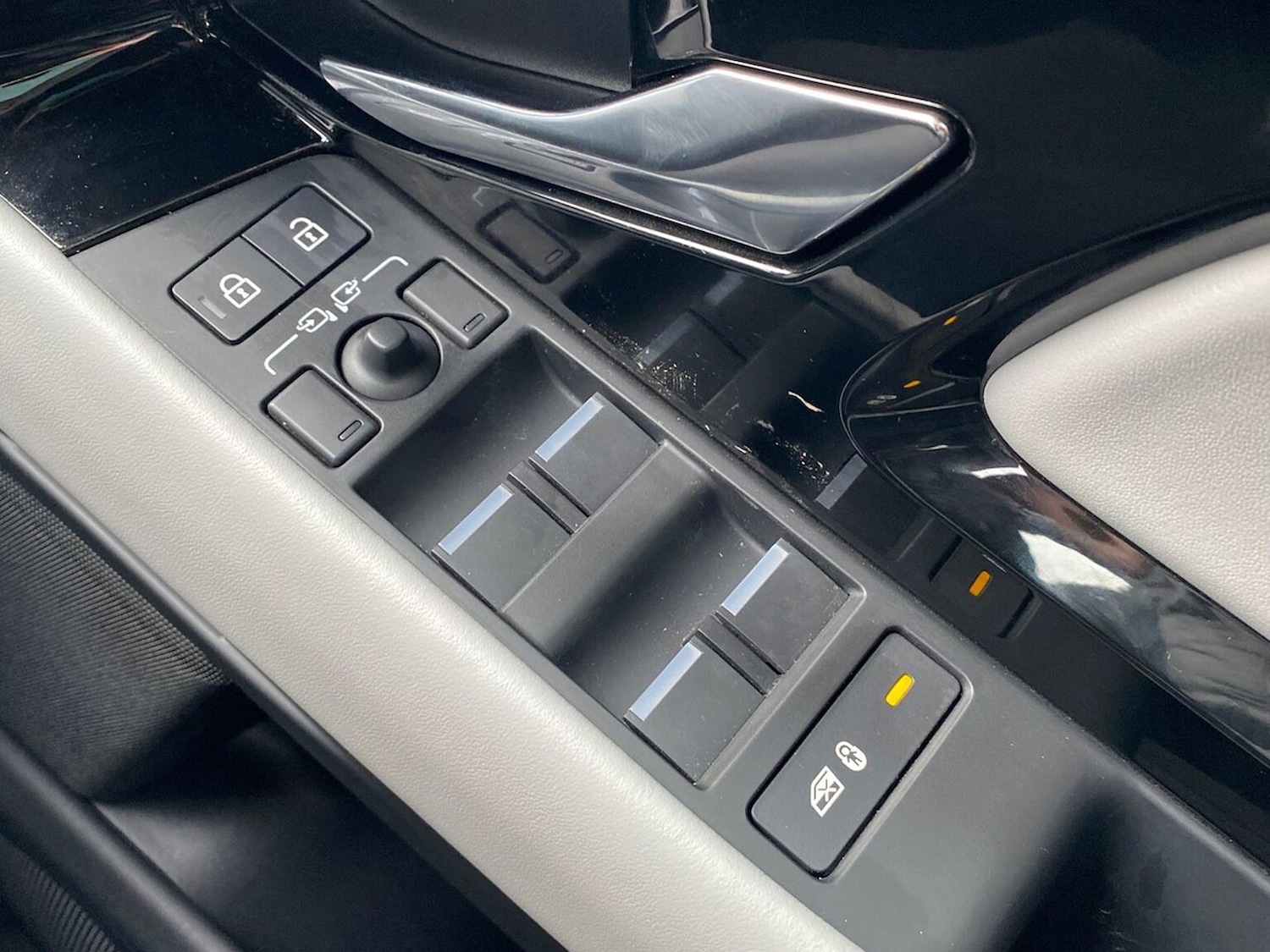 Used Land Rover Range Rover Evoque 2024 for sale - 77896296: Photo 25