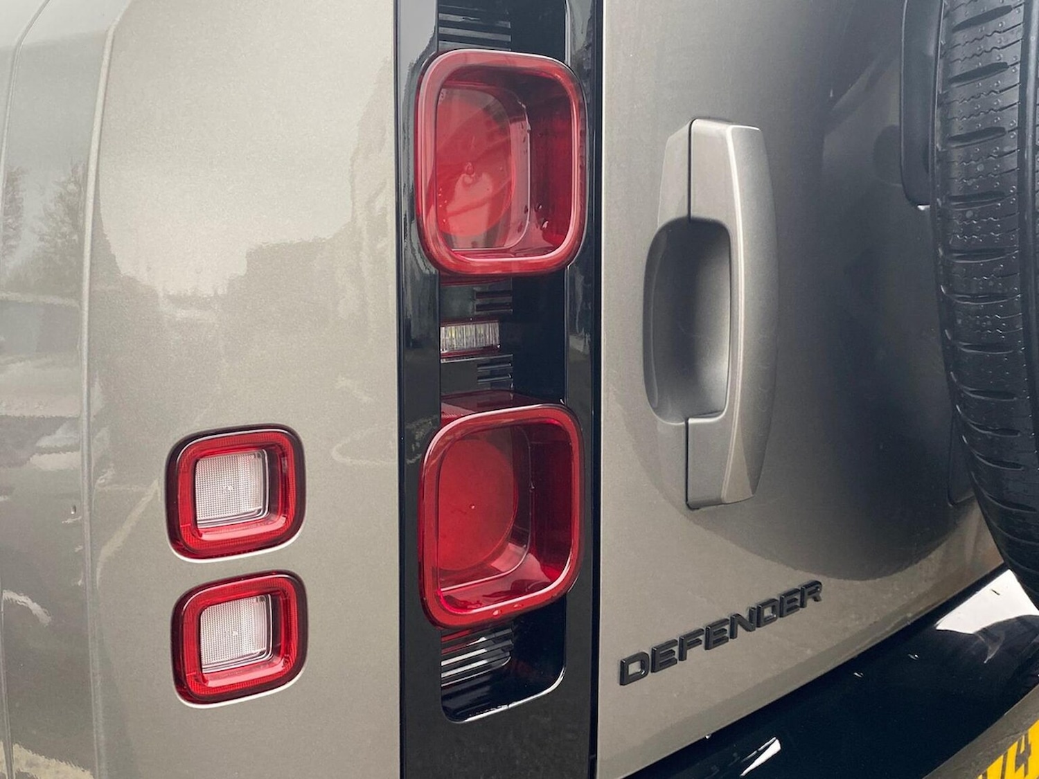 Used Land Rover Defender 2024 for sale - 77759380: Photo 19