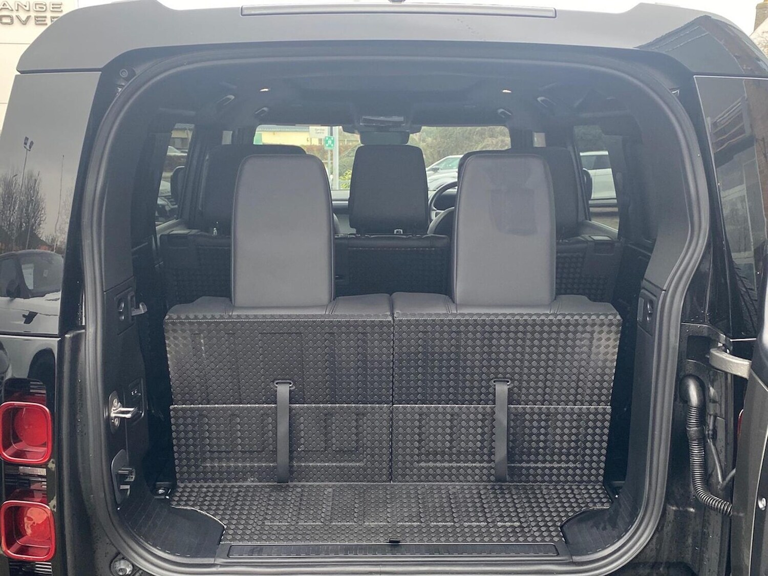 Used Land Rover Defender 2024 for sale - 77759380: Photo 28