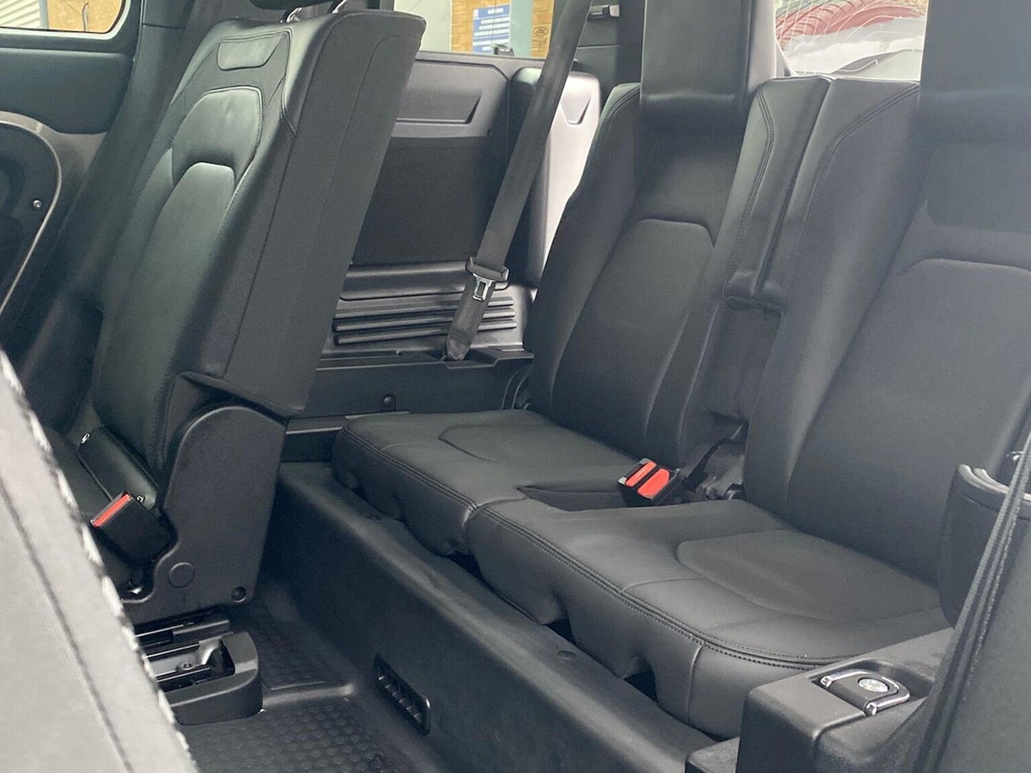 Used Land Rover Defender 2024 for sale - 77759380: Photo 29